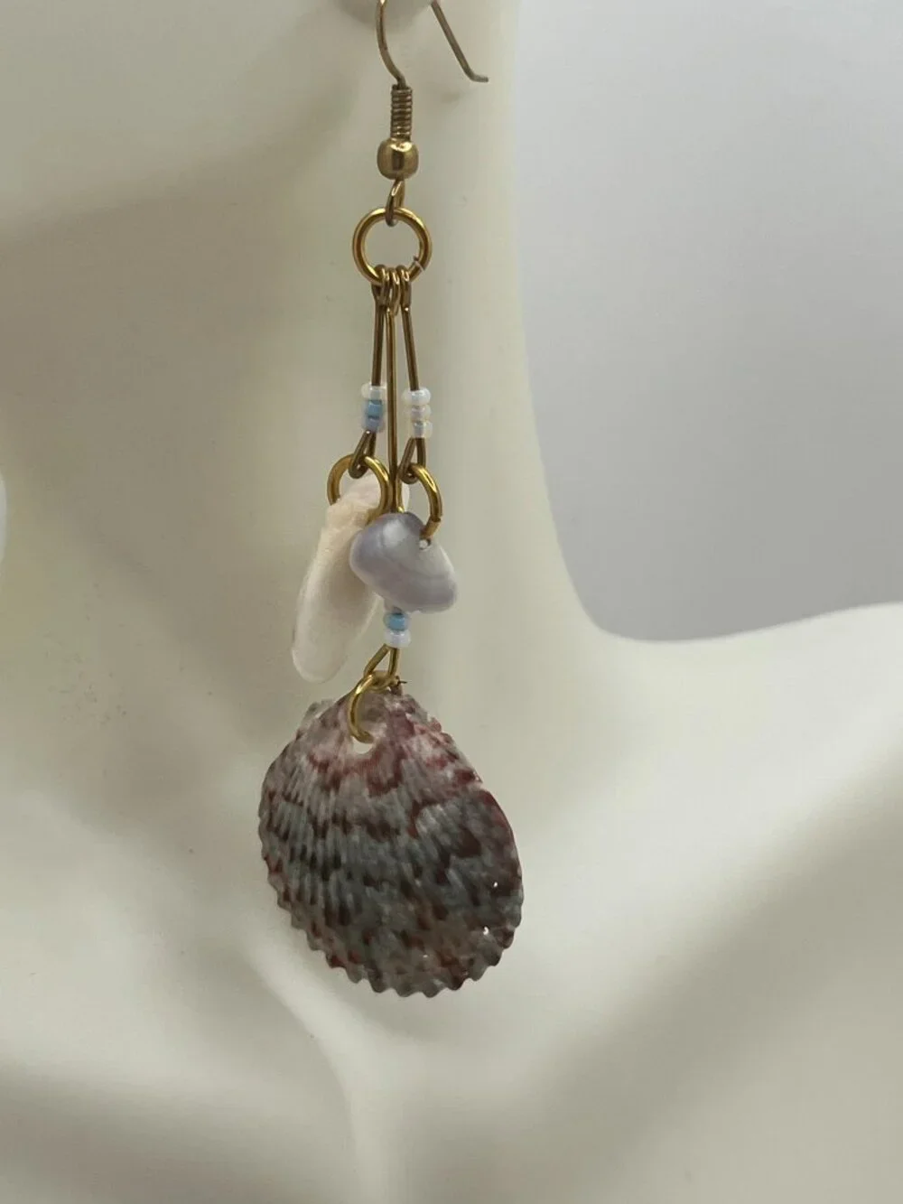 Seashell and Seed Bead earrings Handmade gold tones with blue - Picture 7 of 7